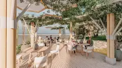 Solarium - outdoor foodie area 07
