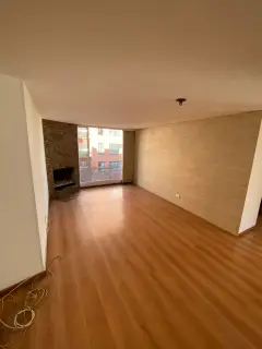 Torrelogos apartment interior renovation before 01